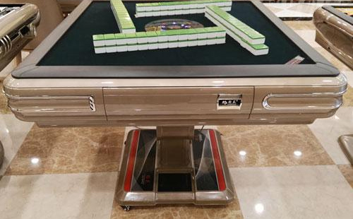 全自动达坂城达坂城麻将桌在家庭娱乐空间中的应用与选购指南